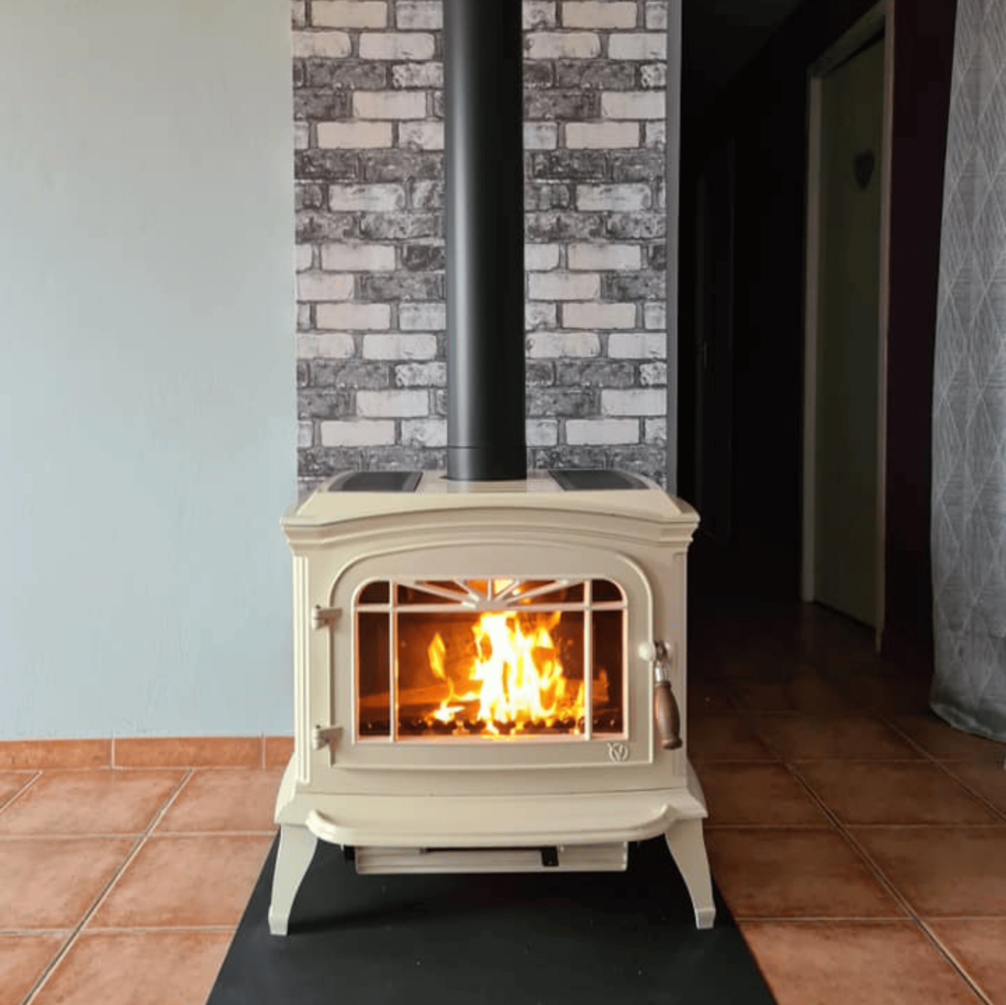 Invicta Bradford Döküm Odun Sobası Krem 9173-46